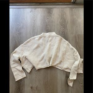 Free people cropped sweater!